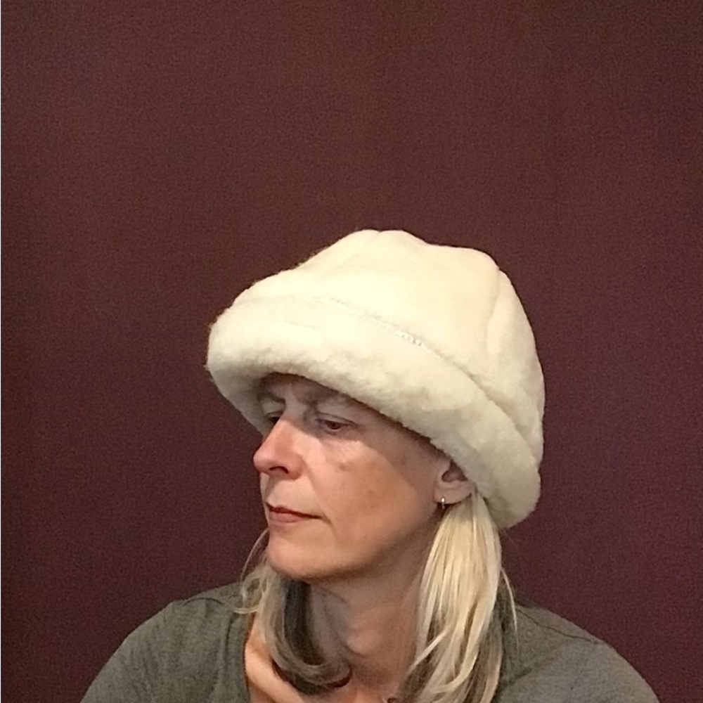 Ladies Sheepskin Hat. Cream color